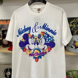 Vintage 90’s Mickey Mouse & Minnie Mouse T-shirt